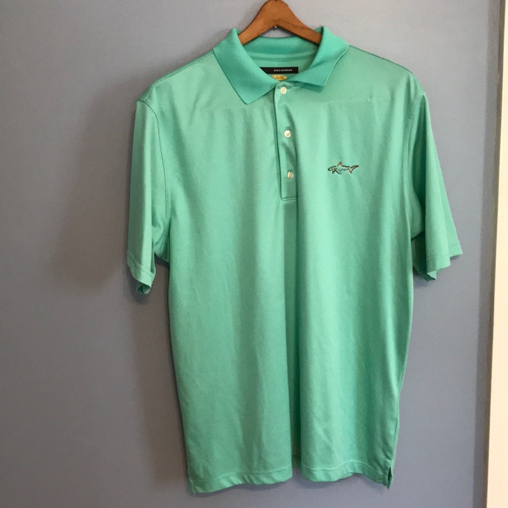Men’s golf shirt